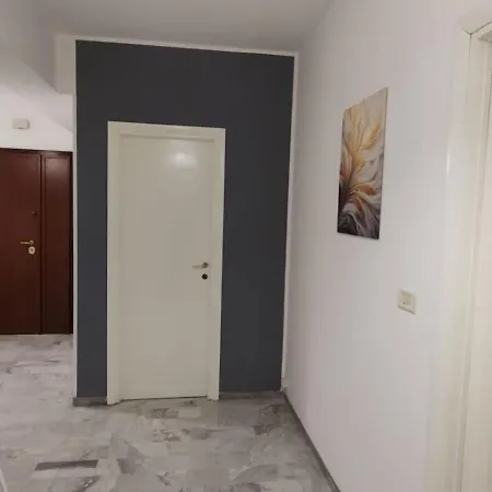 Voila By Gabrisa - Near Metro Line A Apartment *